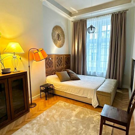 4M High Apartment In Heart Of Warsaw! Exterior foto